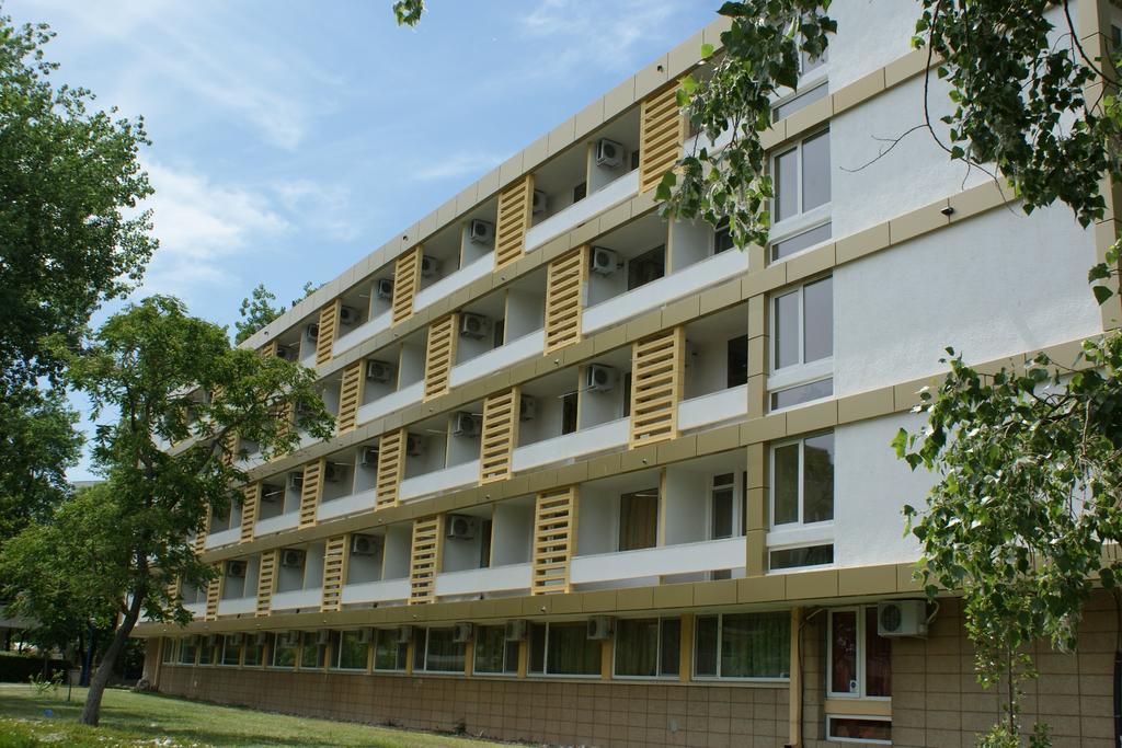 Hotel Pescarus Mamaia Exterior photo